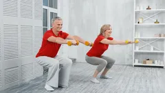 De squat-test na je 50ste: zóveel herhalingen laten zien hoe fit je echt bent